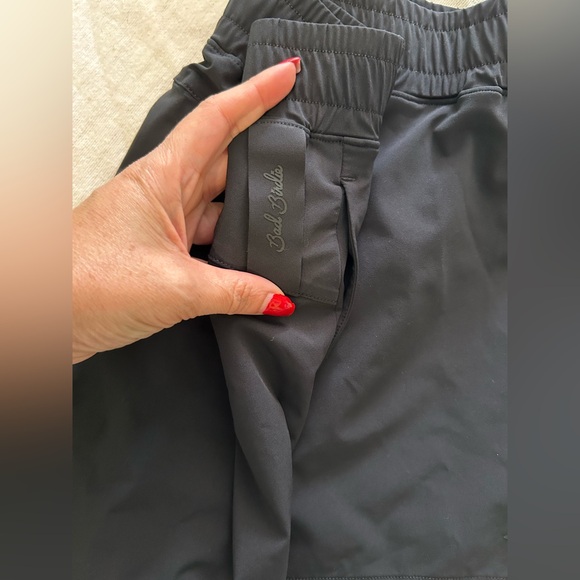 Bad Birdie Women Shorts small  Athleisure - Picture 3 of 9